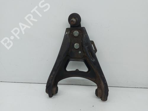 Used Right front suspension arm PEUGEOT 206 Hatchback (2A/C) 1.1 i (60 hp) 31904152
