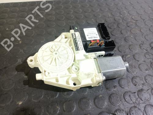 Right front window motor AUDI A3 (8P1) 1.6 FSI | BP20831575E20 
