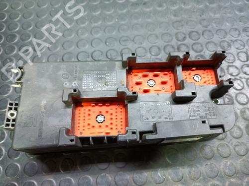 Fuse box OPEL VECTRA C (Z02) 2.2 DTI 16V (F69) | BP20825888E1 
