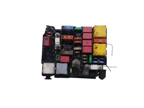 Used Fuse box Fuse box PEUGEOT 3008 II SUV (MC_, MR_, MJ_, M4_) [2016-2026] 40515367 40515367