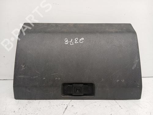 Used Glove box Glove box MITSUBISHI PAJERO II (V3_W, V2_W, V4_W, V5_W) 3.0 V6 24V (V43W, V23W) (177 hp) 33290226 33290226