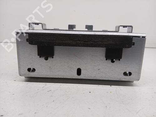 Used Radio FORD FIESTA VI (CB1, CCN) 1.25 (82 hp) 28052709