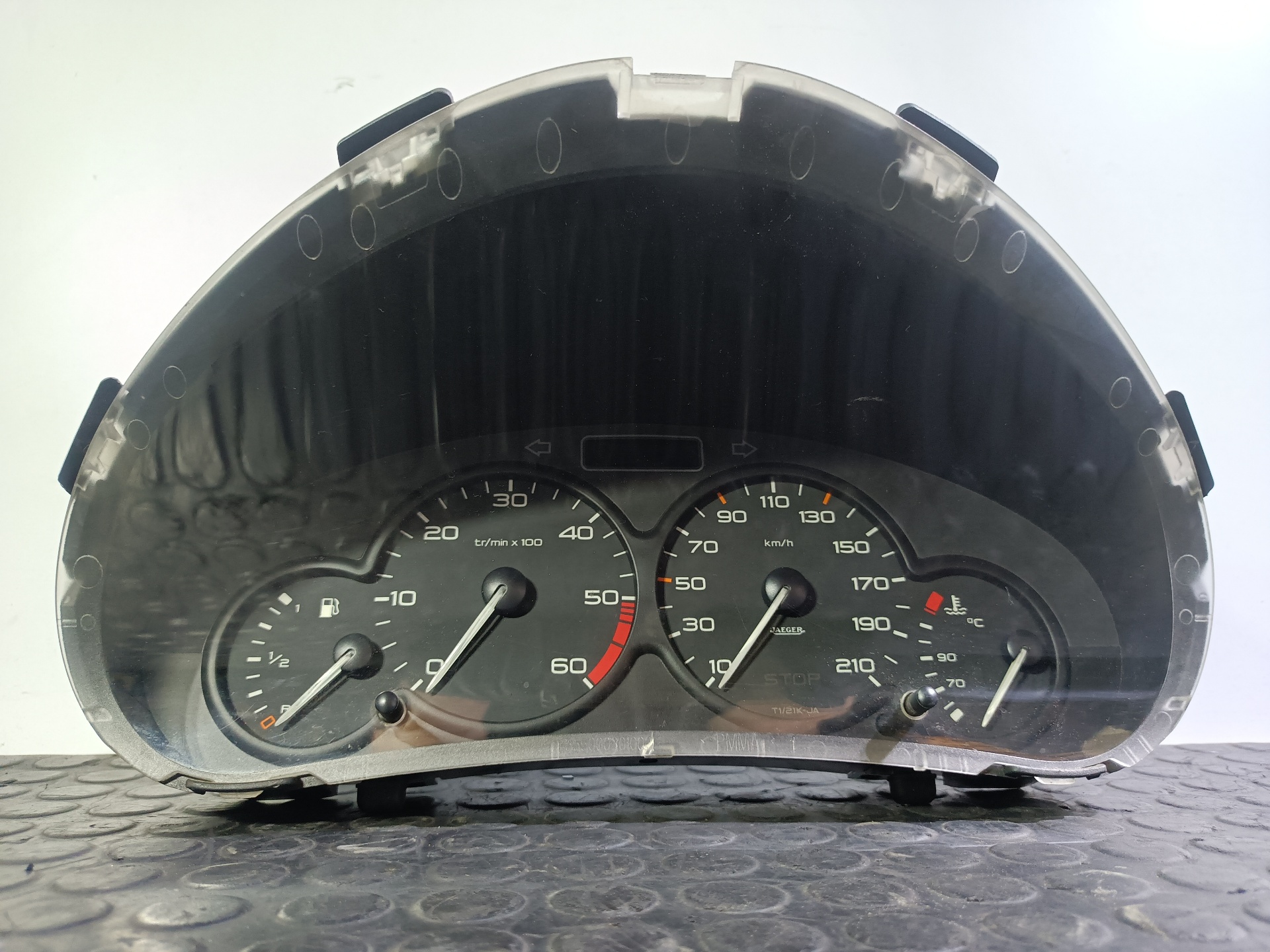 Compteur de vitesse PEUGEOT 206 Hatchback (2A/C) 1.9 D 20825604 BParts — free download