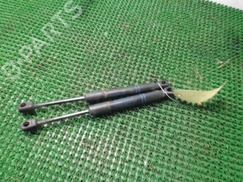 Used Hood lift support BMW 3 (F30, F80) 320 d (163 hp) 22085575