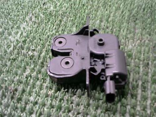 Used Tailgate lock Tailgate lock RENAULT MEGANE III Hatchback (BZ0/1_, B3_) 1.5 dCi (106 hp) 22088513 22088513
