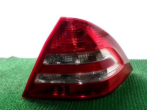 Used Right taillight MERCEDES-BENZ C-CLASS (W203) C 200 CDI (203.007) (122 hp) 29936634