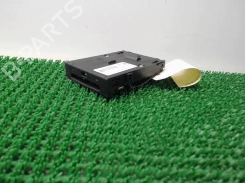 Used Card reader Card reader RENAULT MEGANE III Hatchback (BZ0/1_, B3_) 1.5 dCi (BZ09, BZ0D, BZ1W, BZ29, BZ14) (110 hp) 22076217 22076217