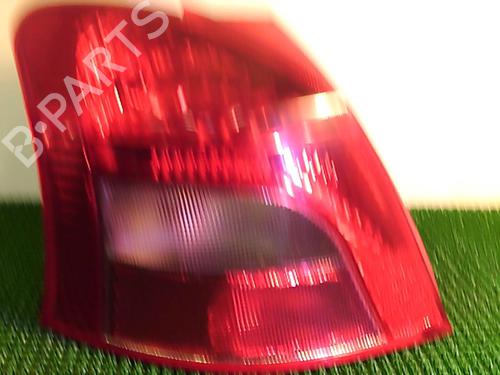 Used Left taillight Left taillight TOYOTA YARIS (_P9_) 1.3 VVT-i (SCP90_, SCP90R) (87 hp) 22076003 22076003