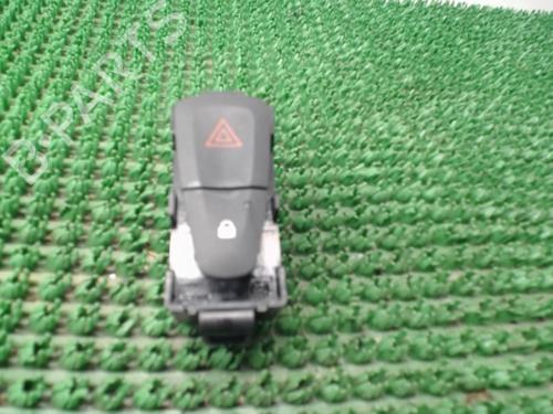 Used Warning switch RENAULT SCÉNIC III (JZ0/1_) 1.5 dCi (110 hp) 22077627