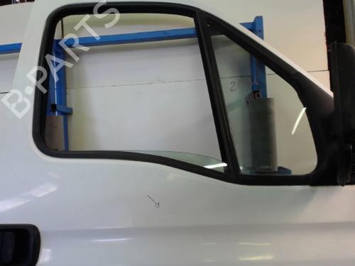 Used Right front door Right front door 22082168 22082168