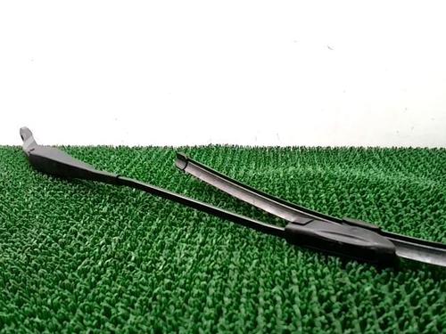 Front windshield wiper arm DACIA SANDERO II TCe 90 (B8M1, B8MA, B8AC) | BP22090238C143 