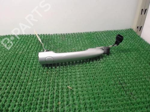 Used Front left exterior door handle RENAULT LAGUNA III (BT0/1) 1.5 dCi (BT00, BT0A, BT0T, BT1J) (110 hp) 22076435