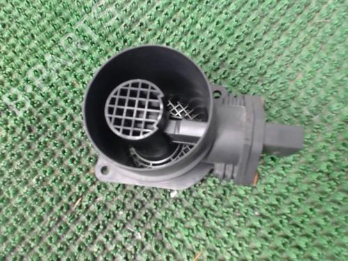 Used Mass air flow sensor VW POLO (9N_, 9A_) 1.4 TDI (70 hp) 22080282