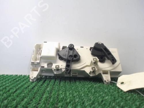 Used Climate control Climate control RENAULT MEGANE I Classic (LA0/1_) 1.4 16V (LA0D, LA1H, lA0W, LA10) (95 hp) 22076517 22076517