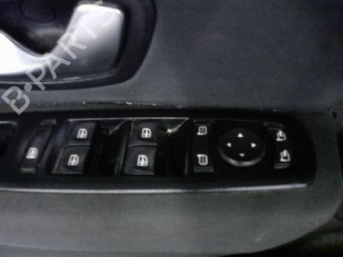 Left front door RENAULT MEGANE III Grandtour (KZ0/1) 1.5 dCi (KZ0C, KZ1A) | BP22087370C2