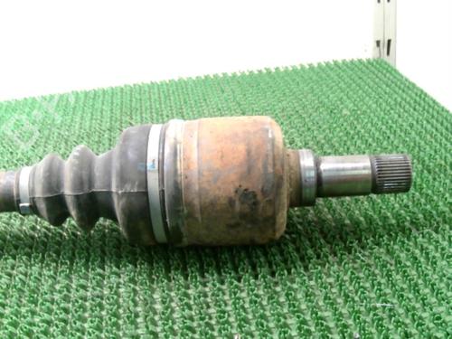 Drivksel foran venstre PEUGEOT 806 (221) 2.1 td 12V (109 hp) 22078405