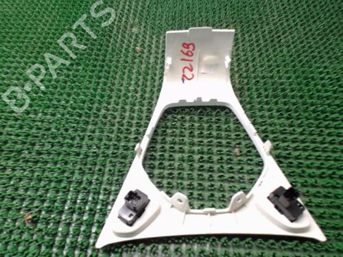 Used Middle console Middle console FORD KA (RU8) 1.3 TDCi (75 hp) 22085240 22085240