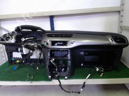 Instrumentbræt CITROËN C3 II (SC_) 1.4 HDi 70 (SC8HZC, SC8HR0, SC8HP4) | BP22084649C46 