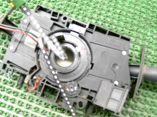 Used Steering column stalk RENAULT CLIO II (BB_, CB_) 1.5 dCi (B/CB07) (65 hp) 22078452
