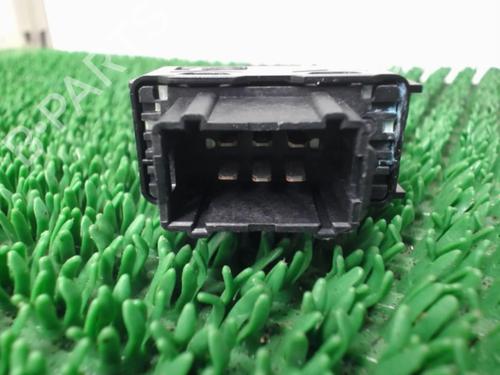Used Right front window switch Right front window switch PEUGEOT 208 I (CA_, CC_) 1.6 HDi / BlueHDi 75 (75 hp) 22084552 22084552