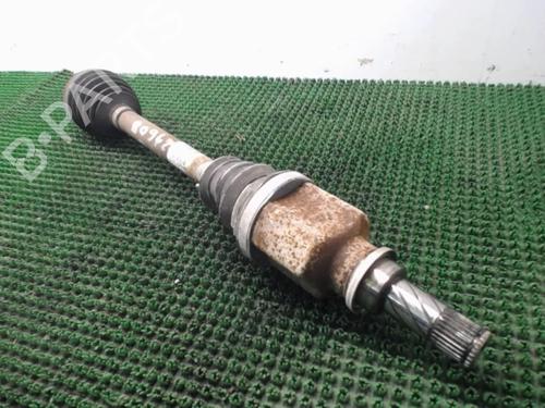 Used Left front driveshaft Left front driveshaft RENAULT CLIO III (BR0/1, CR0/1) 1.5 dCi (C/BR0G, C/BR1G) (68 hp) 22080325 22080325