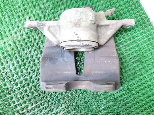Used Right front brake caliper Right front brake caliper 36675968 36675968