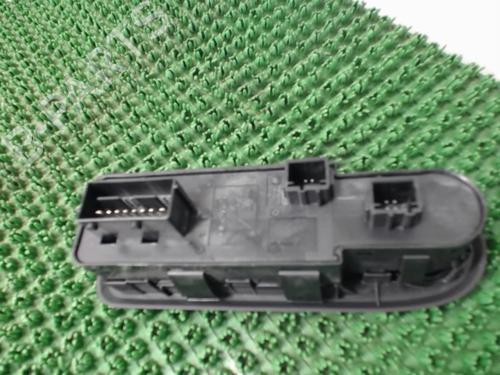 Used Switch Switch PEUGEOT 308 SW I (4E_, 4H_) 1.6 HDi (109 hp) 22082277 22082277