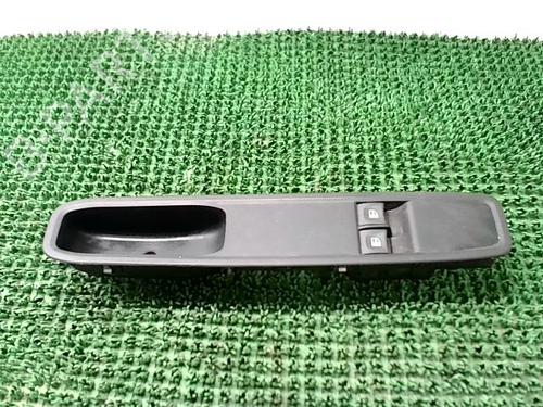 Used Left front window switch Left front window switch DACIA SANDERO III 1.0 SCe 65 (67 hp) 22093167 22093167