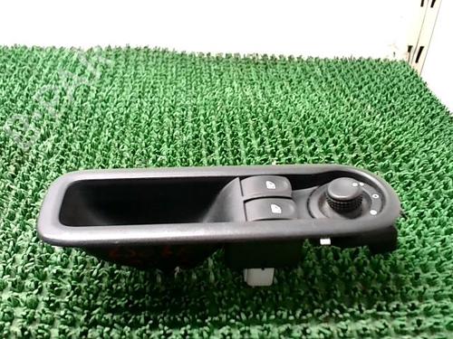 Used Left front window switch RENAULT CLIO III (BR0/1, CR0/1) 1.5 dCi (75 hp) 22892688