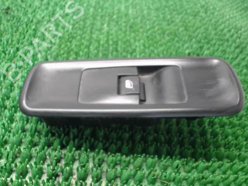 Used Right front window switch Right front window switch PEUGEOT 807 (EB_) 2.2 HDi (128 hp) 22086528 22086528