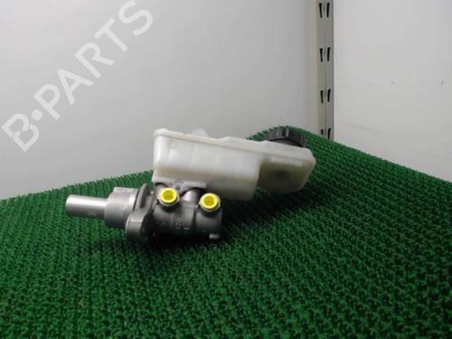 Used Brake master cylinder Brake master cylinder MERCEDES-BENZ CITAN Box Body/MPV (W415) 109 CDI (415.601, 415.603, 415.605) (90 hp) 22076731 22076731