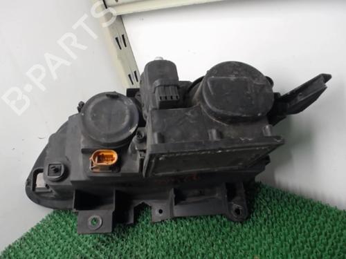 Right headlight RENAULT ESPACE III (JE0_) 2.2 dCi (JE0K) | BP25262115C29 