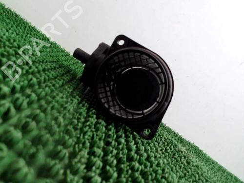 Used Mass air flow sensor VW TOURAN (1T1, 1T2) 1.9 TDI (105 hp) 22084932