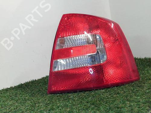 Used Left taillight SKODA OCTAVIA II (1Z3) 1.9 TDI (105 hp) 20875011