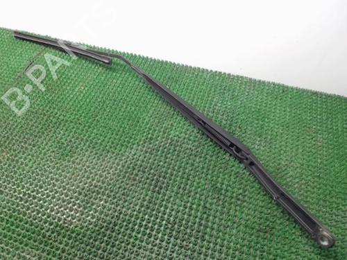 Used Front windshield wiper arm RENAULT CLIO IV (BH_) 1.5 dCi 75 (75 hp) 20876695