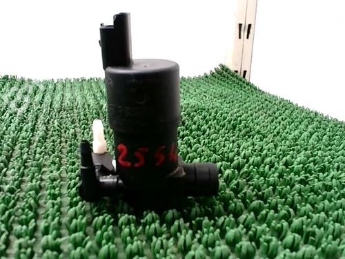 Pompe de lave-glace PEUGEOT 2008 I (CU_) 1.6 HDi (92 hp) 30764652