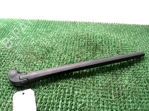 Used Rear windshield wiper arm AUDI A3 (8P1) 1.9 TDI (105 hp) 24889703