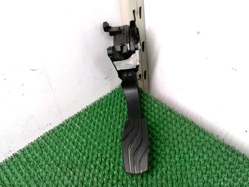 Used Pedal RENAULT SCÉNIC IV (J9_) 1.5 dCi 110 (110 hp) 22892766