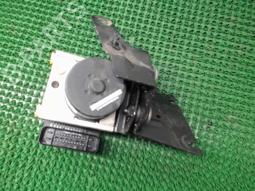Used ABS pump RENAULT TWINGO II (CN0_) 1.5 dCi (CN0E) (64 hp) 22085460