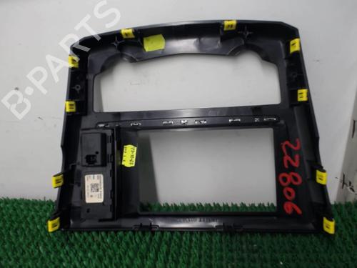 Midtkonsoll RENAULT KADJAR (HA_, HL_) 1.2 TCe 130 (HLMR) (130 hp) 22086704