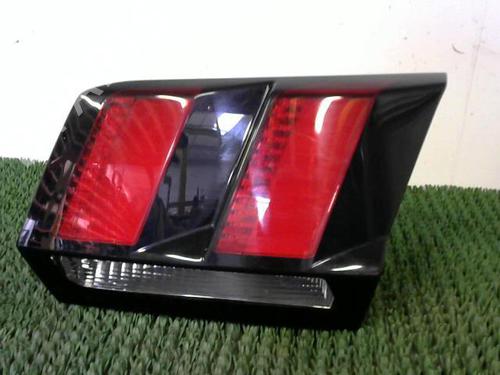 Højre baglygte bagklap PEUGEOT 3008 II SUV (MC_, MR_, MJ_, M4_) 1.6 BlueHDi 120 (120 hp) 20875262