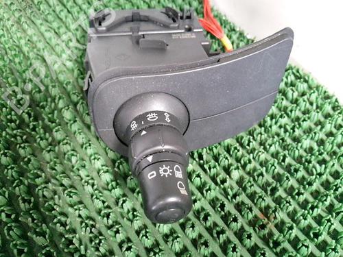 switch-renault-clio-iii-hatchback-van-sb_-sr_-2005-36155513 main image