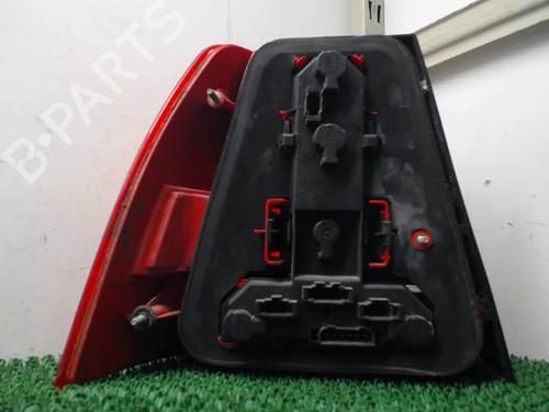 Used Right taillight VW BORA I (1J2) 1.9 TDI (130 hp) 22088175
