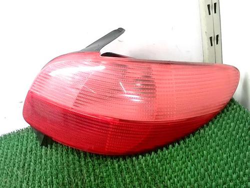Høyre baklys PEUGEOT 206 Hatchback (2A/C) 2.0 HDI 90 | BP29635517C35 