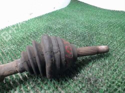 Antriebswelle links vorne für LANCIA Y10 (156_) [1985-1995]  22079756