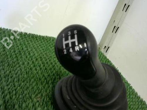 Used Shift knob Shift knob FORD FIESTA V (JH_, JD_) 1.4 TDCi (68 hp) 22088661 22088661