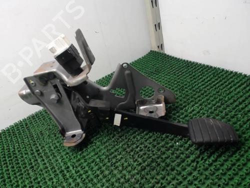Break pedal RENAULT CLIO IV (BH_) 1.5 dCi 75 | BP25262132I19 