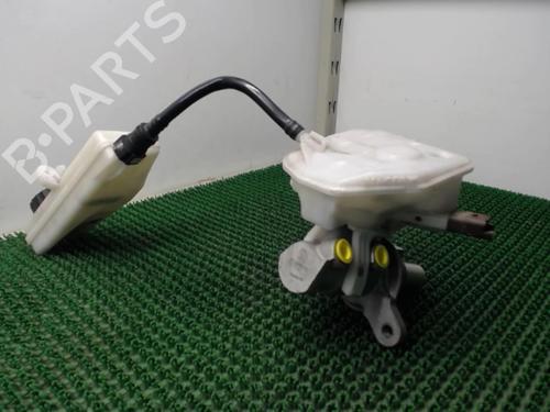 Used Brake master cylinder Brake master cylinder PEUGEOT 308 I (4A_, 4C_) 1.6 HDi (112 hp) 22078043 22078043