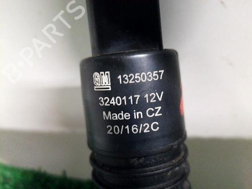 washer-pump-opel-corsa-e-x15-2014-32220773 main image