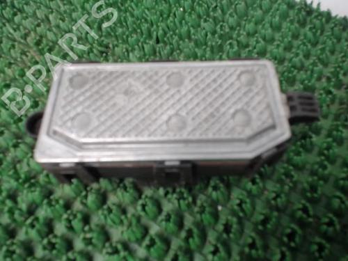 Used Heater resistor FORD KUGA I 2.0 TDCi 4x4 (140 hp) 22088111